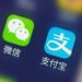 WeChatペイとアリペイ　モバイル決済の争い